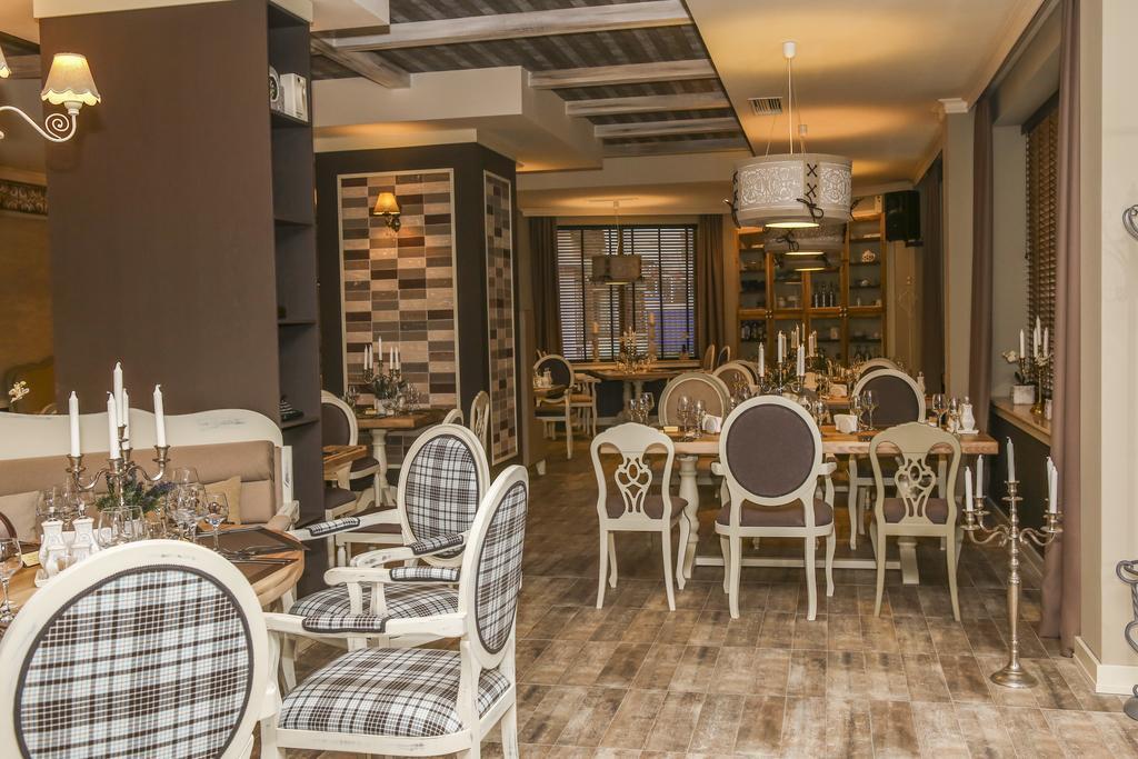 Hotel Nove Sviștov Exterior foto